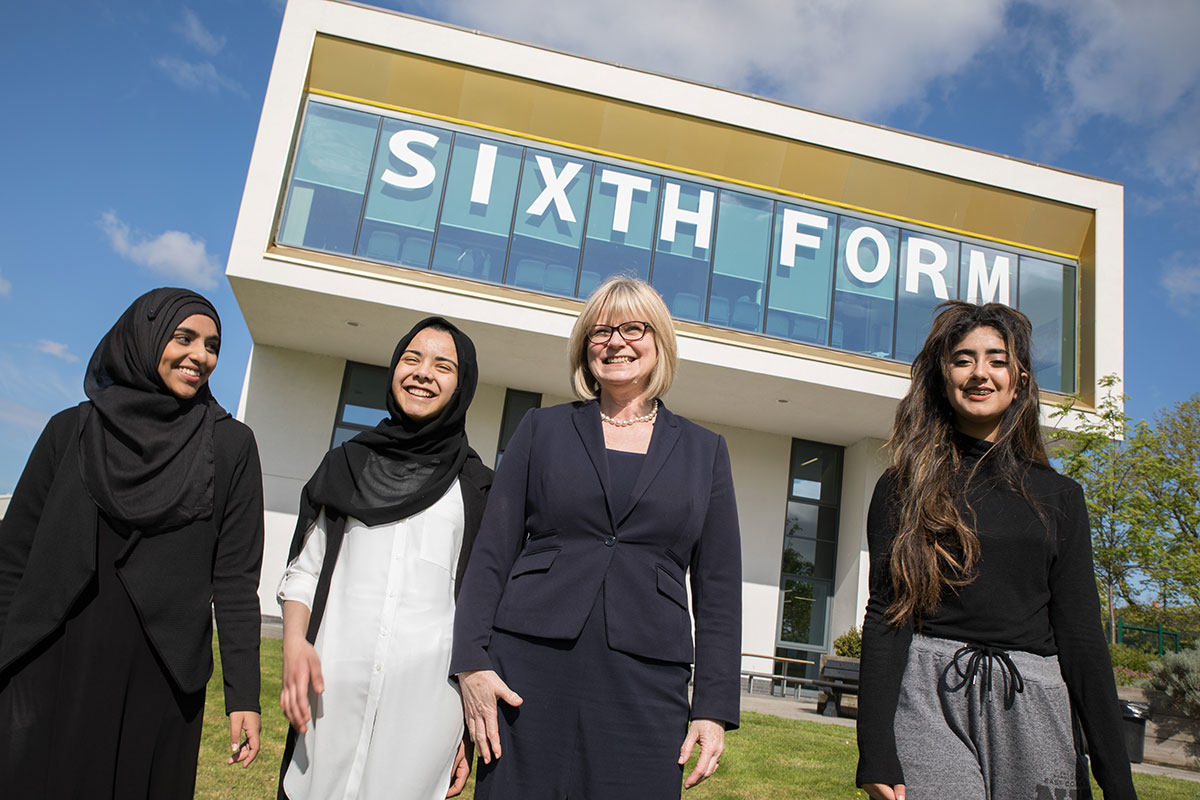 sixth-form-prospectus-and-courses-wrhs